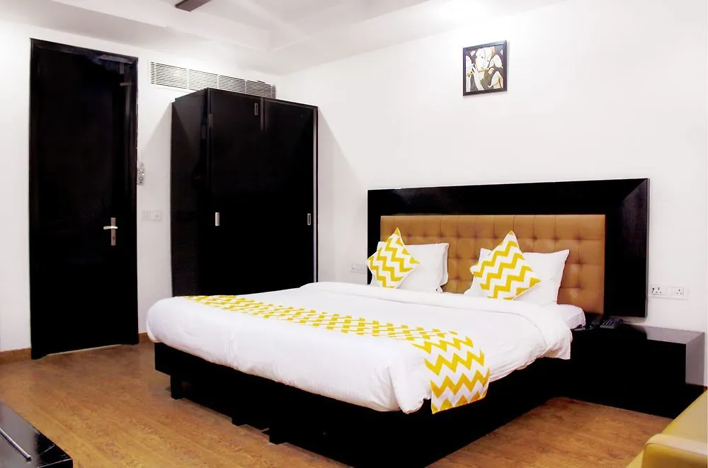 Fabhotel Lorenz Jasola Delhi