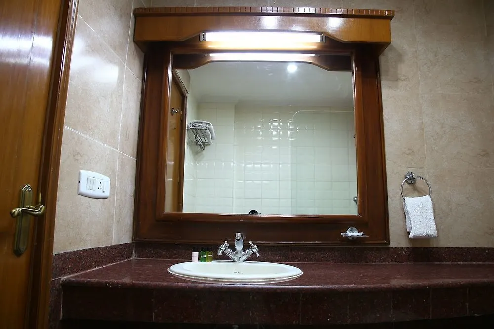 *** Hotel Fabhotel Lorenz Jasola Delhi  India